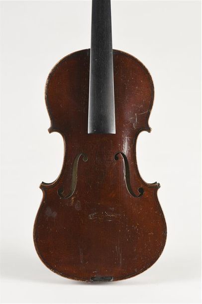 null Violon Nicolas Bertolini année 1892. Bon état. Chevilles et sillet haut manquants....