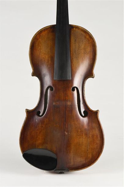 null Violon portant une étiquette apocryphe Mathias ALBANI 1706, vers 1900. Assez...