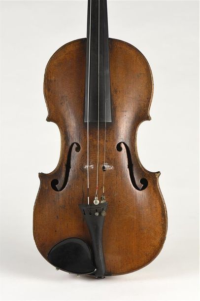 null Violon fin XVIIIème dans le style de Chappuis. Bon état. Fond deux pièces 359...