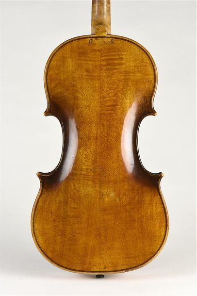 null Violon fin XVIIIe siècle de Grand Gérard, marqué au fer sur le dos. Réparation...