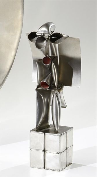 Josef CIESLA (né en 1929) La Chouette, 1973
Sculpture faite d'éléments en acier inoxydable...
