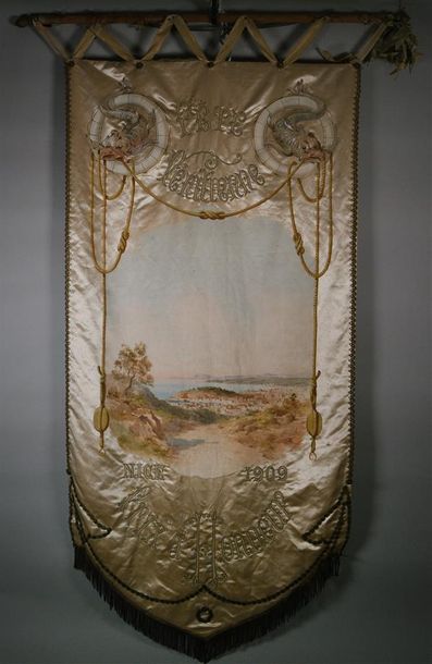 null Bannière de récompense, Fête Vénitienne, Nice, 1909, décor peint sur satin représentant...