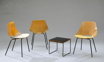 Pierre GUARICHE (1926-1995) - STEINER éditeur 
Suite de trois chaises dites «Tonneau»,...