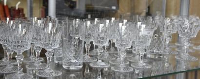 null BACCARAT, modèle Buckingham Partie de service de verres en cristal taillé comprenant...