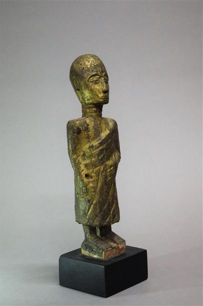 null Figure Akan Ghana Bois, cuivre H. 26 cm Provenance : Galerie 62, Paris Collection...