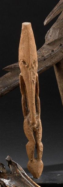 null Statuette Papouasie Nouvelle-Guinée, Fleuve Sépik H. 23,5 cm Statuette longiligne...