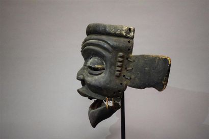null Masque Idiok de la société Ekpo, Ibibio Nigeria Bois H. 36 cm Provenance : Galerie...