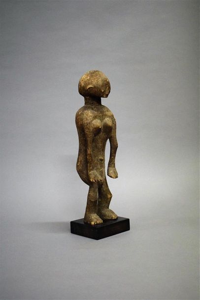 null Statue Chamba Nigera H. 37 cm Provenance : Pierre Robin, Paris Collection Liliane...