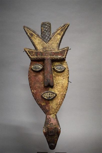 null Masque cimier Calabar Nigeria Bois H. 51 cm Provenance : Galerie 62, Paris Collection...