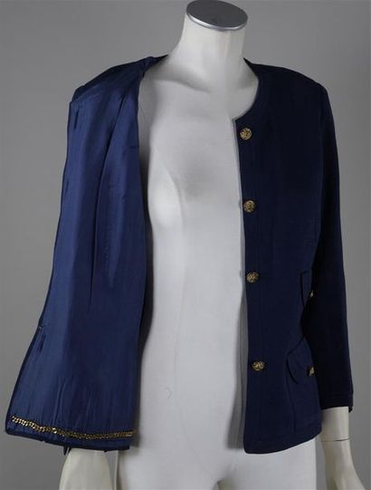 null Attribué à CHANEL Haute Couture circa 1960, Pour document. Veste en jersey de...