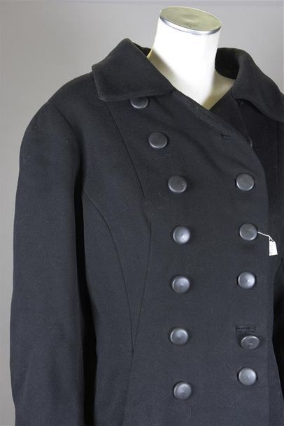 null BALENCIAGA Haute Couture n°50 331, circa 1950. Manteau (d'esprit officier) en...