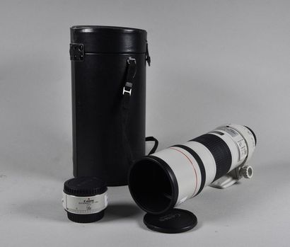CANON Canon. Objectif LENS EF apochromatique 300 mm F4 L IS Image Stabilizer liseret...