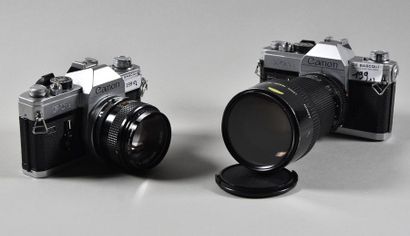 CANON Lot de deux appareils FTB QL reflex, format 24 x 36 mm, film 135
Un avec objectif...