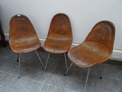 null Hans BELLMANN (1911-1990) - Edition STRÄSSLE
Suite de trois rares chaises modèle...
