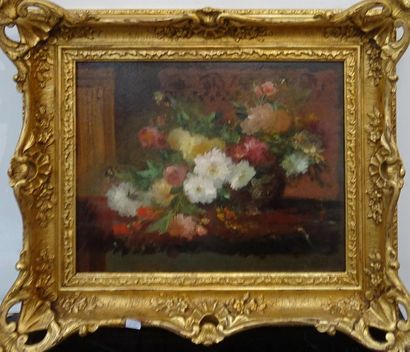 null Attribué à Eugène BAUDIN (1843-1907) Bouquet de fleurs Huile sur carton, marquée...