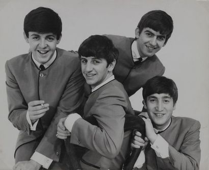 null MUSIQUE. Anonyme. Les Beatles, photo de l'un de leur album ("I Want To Hold...
