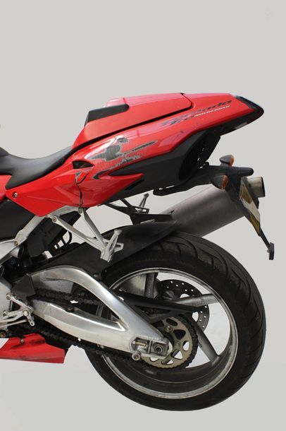 null Moto BENELLI
Tornado trenovecento, 1ère mise en circulation: 6 janvier 2006 
(...