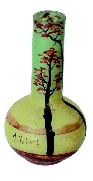 null Deux vases miniatures en pâte de verre avec décor de paysages, non signés H...