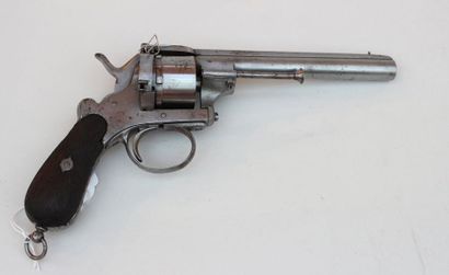 null REVOLVER, type LEFAUCHEUX, calibre 12 mm, marquage sur le canon "HOULLIER-BLANCHARD",...