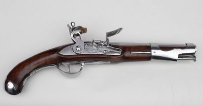 null Pistolet d'arçon 1763/66

de fabrication révolutionnaire, garnitures fer, la...
