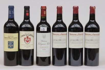 null 6 bout 1 CHT SMITH HAUT LAFITTE 2005, 3 DOMAINE DE CHEVALIER 2006, 1 CHT CANON...