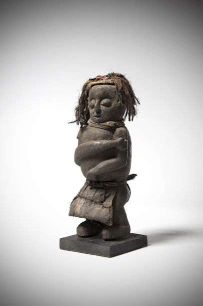 AMBETE or related, Gabon. Old female statue...