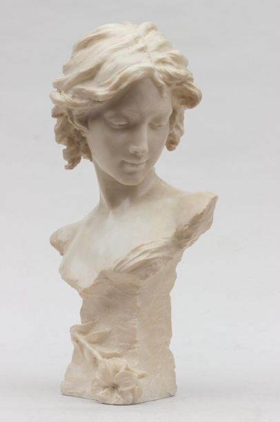 EMILIO FIASCHI (1858-1941) Emilio FIASCHI (1858-1941)

Bust of Young Woman

Sculpture...