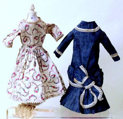 null Deux petites robes anciennes de poupées parisiennes (pour poupées de 30 cm)