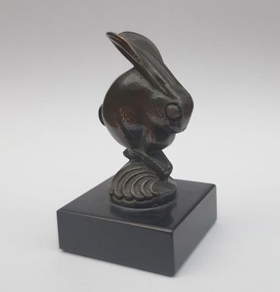 null ESSER Max (1885-1945)
Lapin
Epreuve en bronze fonte d'édition anonyme à patine...