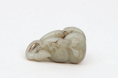 null SUJET en jade sculpté représentant une double coloquinte , Chine XIXeme siècle...