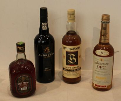 null 4 bout 1 SINGLE MALT SPRING BANK 12 ANS D'AGE, 1 WHISKY CANADIEN SCHENLEY 8...