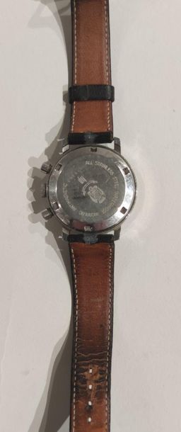 null LIP Rallye Ninja
Men's hand-wound chronograph wristwatch, steel case, circa...