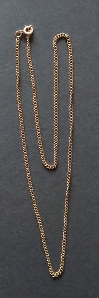 null CHAIN in yellow gold 750°/°° Weight : 8.2 gr Length : 48 cm