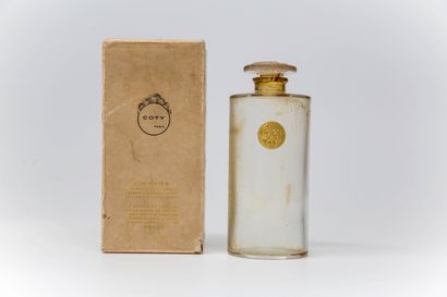 null Coty - "Cyprus" - (1917)

Rare in this size, a cylinder bottle in colourless...