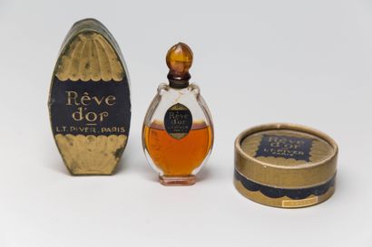 null L.T.Piver - "Rêve d'Or" - (1920s)

Set consisting of the extract bottle in colourless...