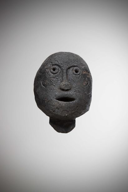 null BAMILEKE (Cameroon)

Very old wooden head "Atwonzen" probably from the Bangwa...