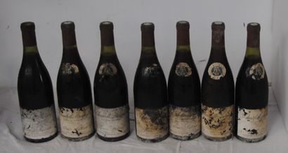7 bout CHAMBOLLE MUSIGNY LOUIS LATOUR 1982...