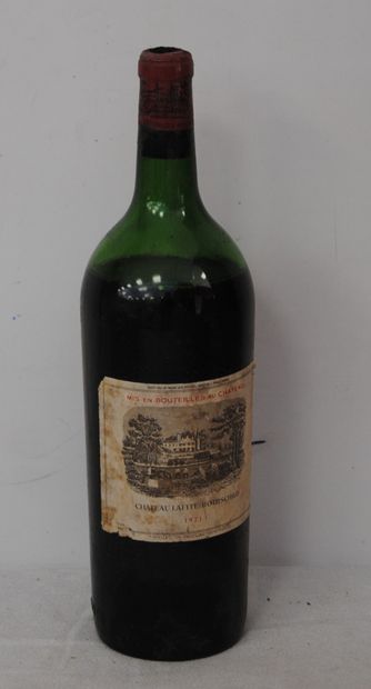 null 1 mag CHT LAFITE ROTHSCHILD 1971 (bas ép, bt couleuse)
