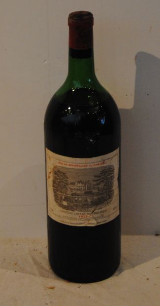 null 1 mag CHT LAFITE ROTHSCHILD 1975 (ETIQ LEG DECHIREE, DEMIE EP)