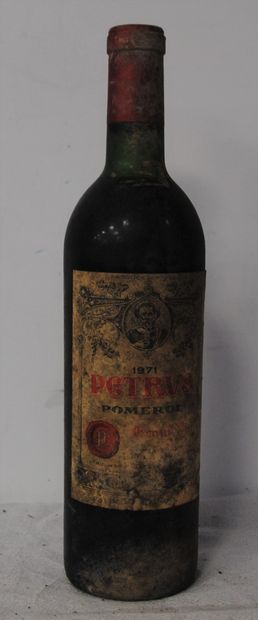 1 bottle CHT PETRUS 1971 (bg, dirty labe...