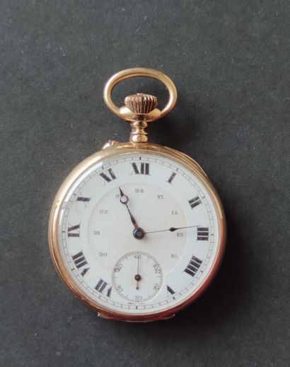 null 
Pocket watch in yellow gold 750°/°°.
mechanical movement not guaranteed to...