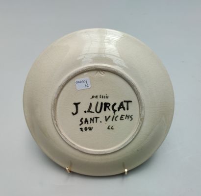 null 
Jean LURCAT (1892-1966)
ASSIETTE en céramique émaillée à décor d'une feuille...