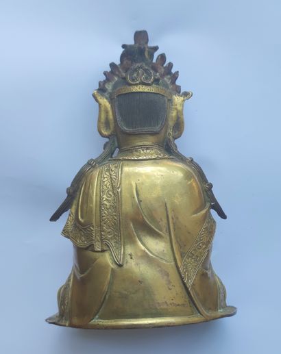 null 
CHINA - MING period (1368 - 1644), 17th century
Important gilded bronze statuette...