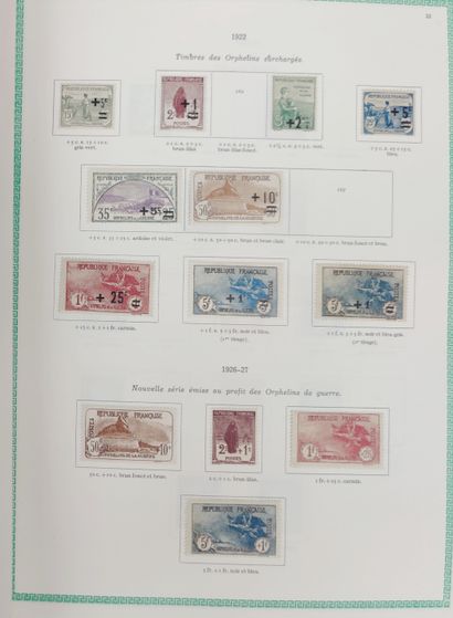  1 box and 1 album of Classic, SM and Modern France stamps including Sage, Mouchons,...