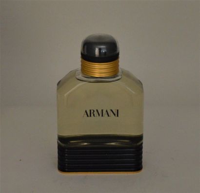 null Giorgio Armani - "Per Uomo" - (années 1990)

Flacon publicitaire décoratif en...