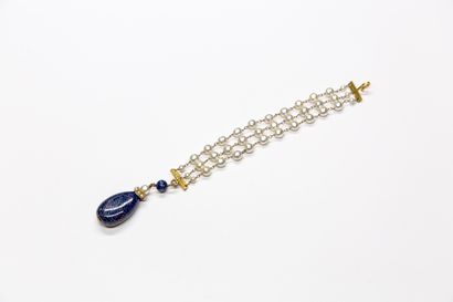 null Travail Français - (années 1950)

Bracelet 3 rangs composé de 36 perles imitation...
