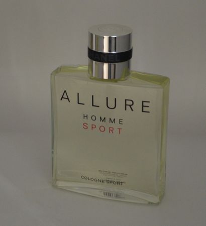 null 
Chanel - "Allure Homme Sport" - (années 1990)





Flacon publicitaire décoratif...