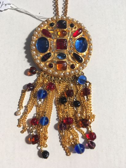 null Gripoix pour Chanel - (années 1960)

Broche pendentif inspiré des bijoux byzantins...