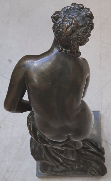 null Christiphe Gabriel C ALLEGRAIN (d'après)

Vénus au bain

Epreuve en bronze fonte...