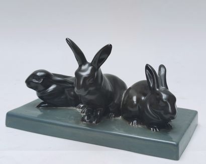 QUIMPER

Les trois lapins

Epreuve en céramique...